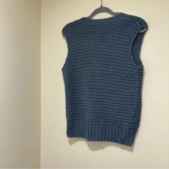 Women’s  Blue Coloured Button Down Knitted Coastal Grandma Sweater Vest No Tags - Picture 10 of 16